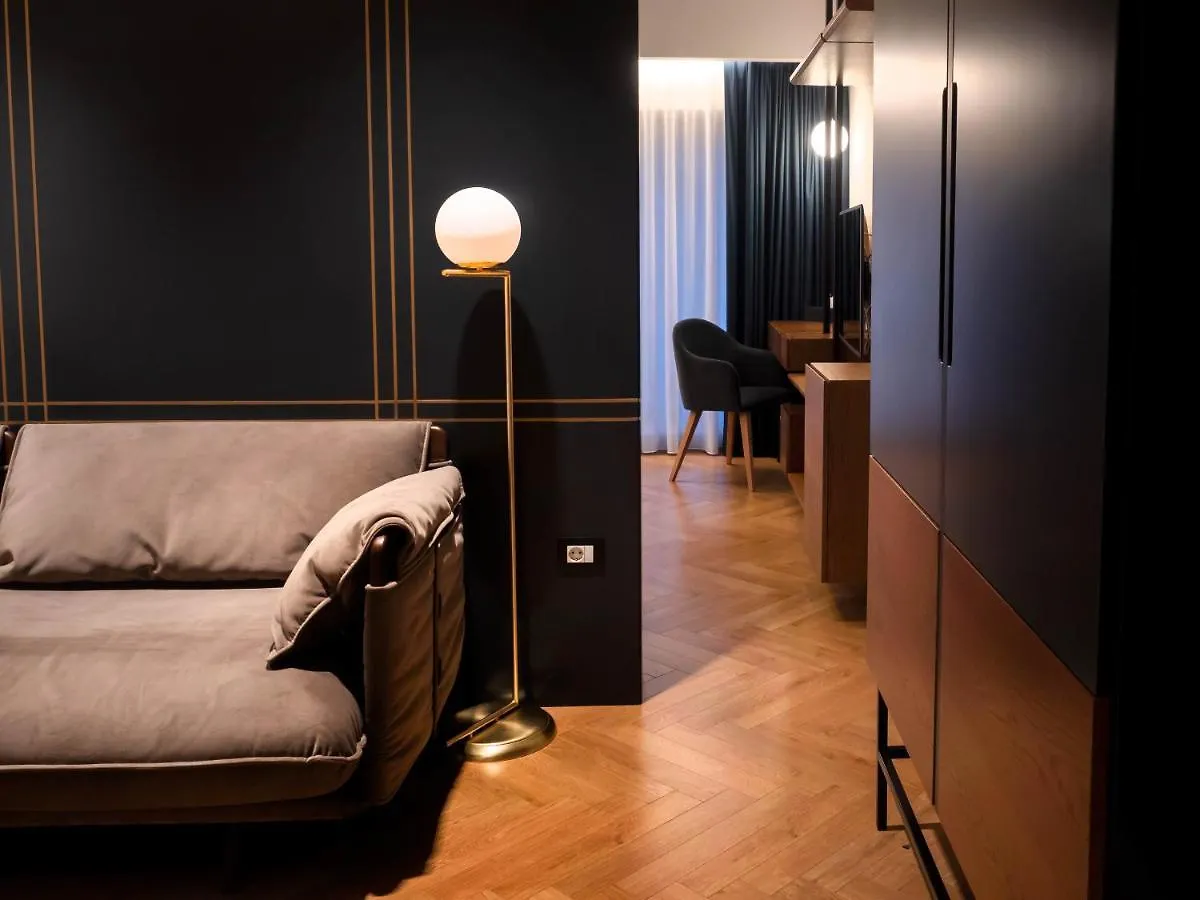 Moncafe Boutique Hotel & Spa Τίρανα 4*,