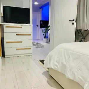 Cozy Corner , Tirana Albania