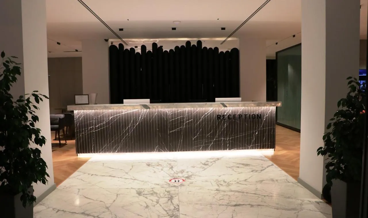 Moncafe Boutique Hotel & Spa Tirana