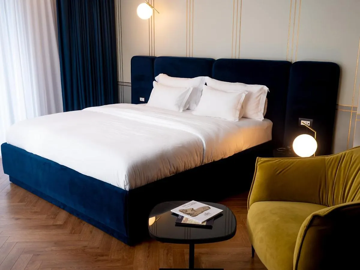 Moncafe Boutique Hotel & Spa Tirana