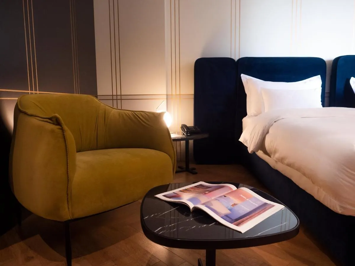 Moncafe Boutique Hotel & Spa Tirana
