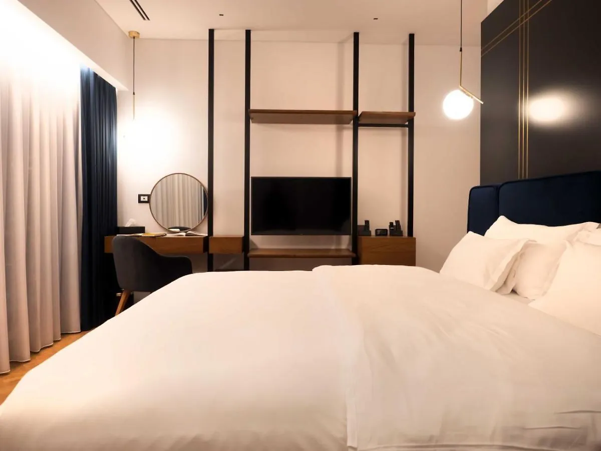 Moncafe Boutique Hotel & Spa Tirana